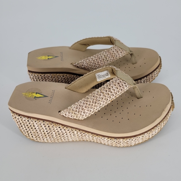 Volatile bahama wedge flip flop sandals 7